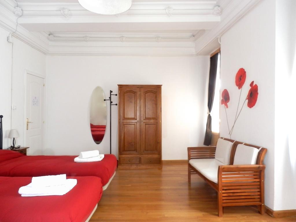 Kasa Katia Guest House فالنسيا الغرفة الصورة